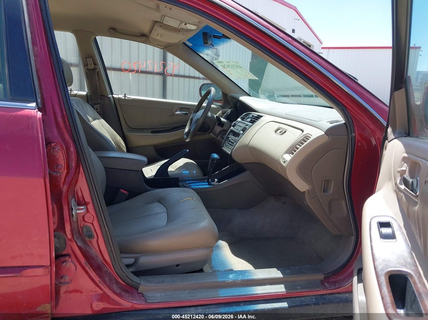 2000 Honda Accord VIN JHMCG6692YC013469 IAAI salvage auction — UNKNOWN, Salvage (Utah), sold $150 on 2026-07-13 (photo 5)
