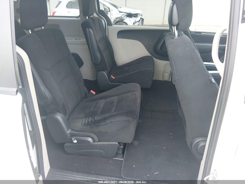 2014 Dodge Grand caravan VIN 2C4RDGBG7ER379929 IAAI salvage auction — NORMAL WEAR, Sf97 (Mississippi), sold $9,600 on 2026-07-16 (photo 8)
