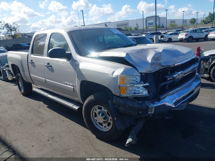 2007 Chevrolet Silverado VIN 1GCHC23K47F512810 IAAI salvage auction — RIGHT FRONT, Salvage Certificate (California), sold $2,075 on 2026-07-31 (photo 1)