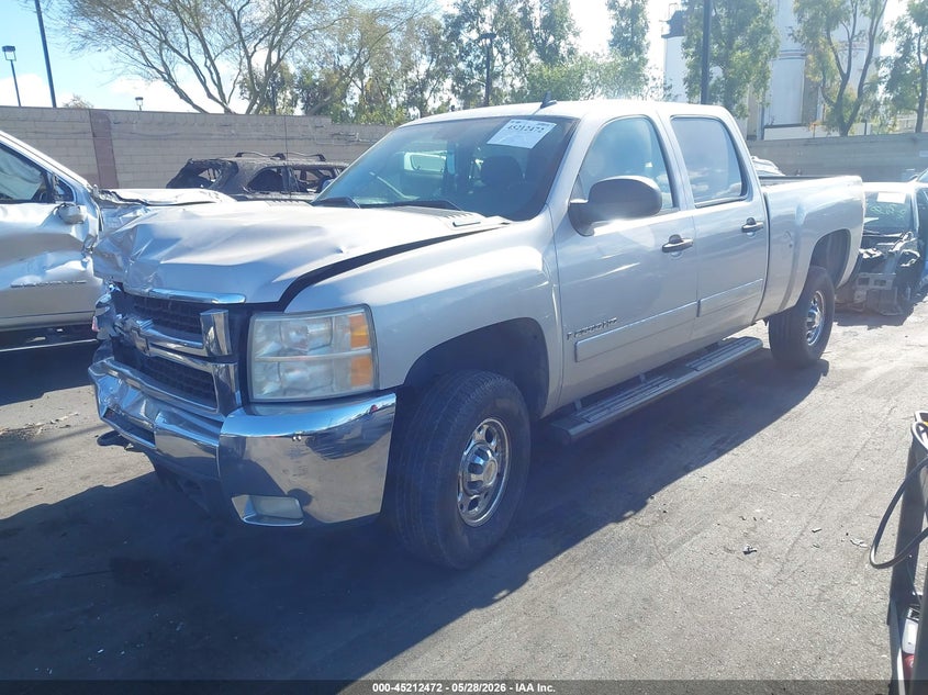 2007 Chevrolet Silverado VIN 1GCHC23K47F512810 IAAI salvage auction — RIGHT FRONT, Salvage Certificate (California), sold $2,075 on 2026-07-31 (photo 2)
