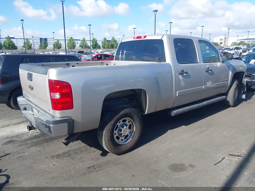 2007 Chevrolet Silverado VIN 1GCHC23K47F512810 IAAI salvage auction — RIGHT FRONT, Salvage Certificate (California), sold $2,075 on 2026-07-31 (photo 4)
