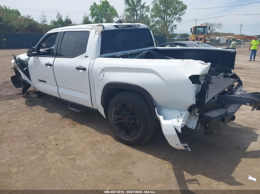 2022 Toyota Tundra VIN 5TFLA5DB8NX005917 IAAI salvage auction — ROLLOVER, Salvage Title, sold $4,050 on 2026-07-21 (photo 3)