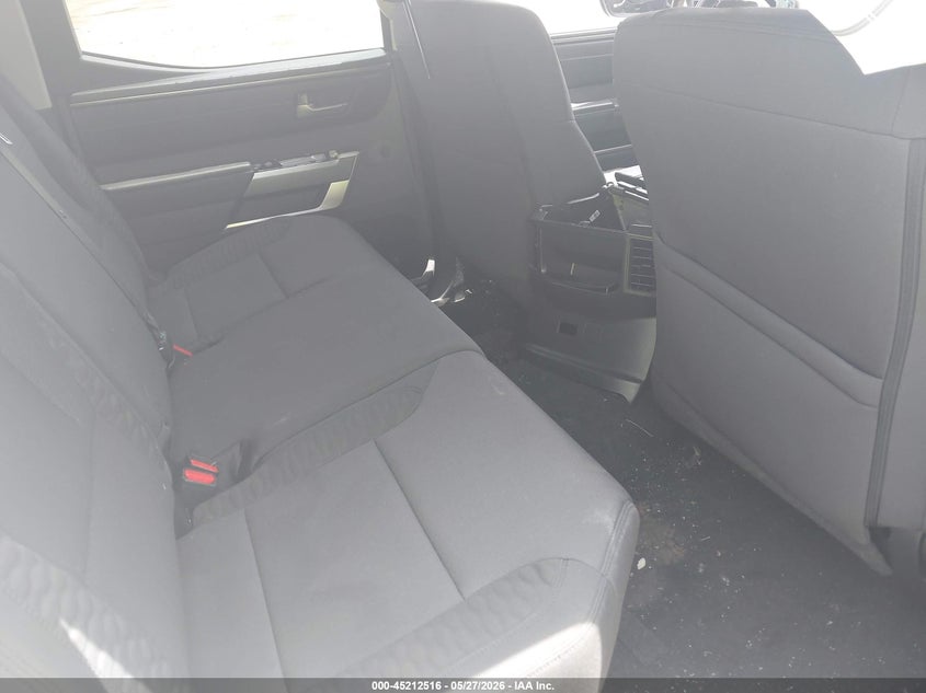 2022 Toyota Tundra VIN 5TFLA5DB8NX005917 IAAI salvage auction — ROLLOVER, Salvage Title, sold $4,050 on 2026-07-21 (photo 8)