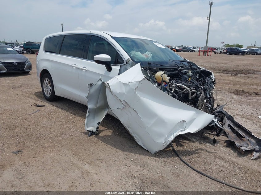2017 Chrysler Pacifica VIN 2C4RC1DG5HR703591 IAAI salvage auction — ENGINE DAMAGE, Salvage Title, sold $850 on 2026-07-24 (photo 1)