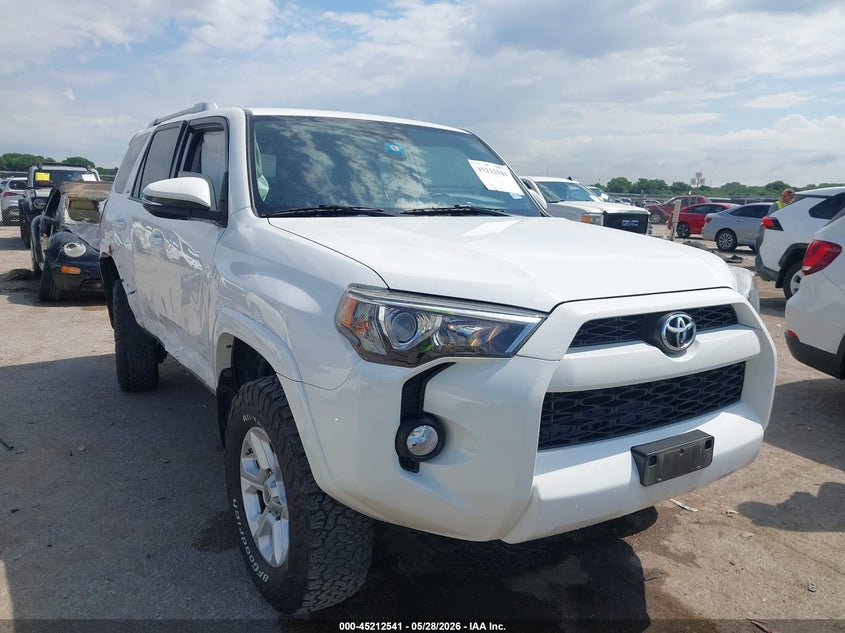 2015 Toyota 4runner VIN JTEZU5JR6F5100858 IAAI salvage auction — RIGHT SIDE, Original (Texas), sold $8,950 on 2026-07-14 (photo 1)