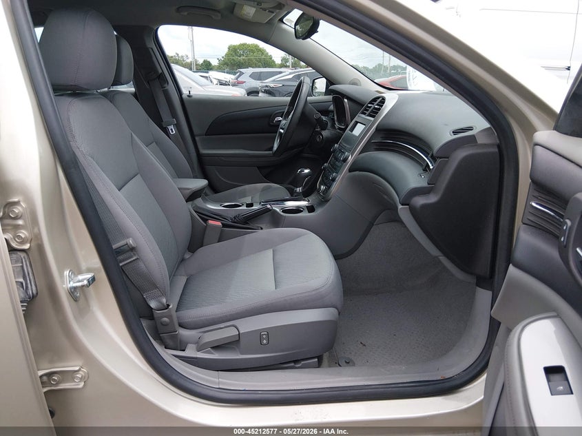 2014 Chevrolet Malibu VIN 1G11B5SL5EF132896 IAAI salvage auction — RIGHT REAR, Salvage Title, sold $2,525 on 2026-07-10 (photo 5)