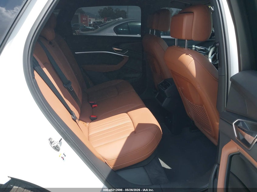 2024 Audi Q8 VIN WA15AAGE4RB061907 IAAI salvage auction — LEFT REAR, Salvage Title, sold $25,500 on 2026-07-23 (photo 8)