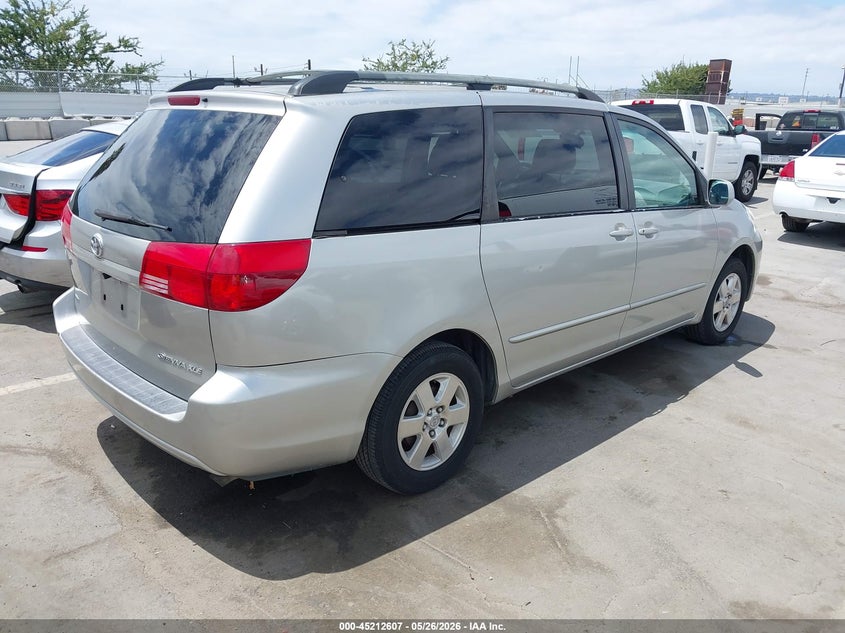 2004 Toyota Sienna VIN 5TDZA22C84S000516 IAAI salvage auction — NORMAL WEAR, Clear (California), sold $25 on 2026-07-29 (photo 4)