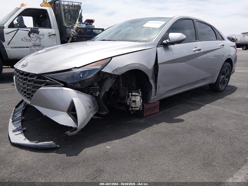 2023 Hyundai Elantra VIN 5NPLM4AGXPH089061 IAAI salvage auction — FRONT END, Salvage Title, sold $3,050 on 2026-07-15 (photo 2)