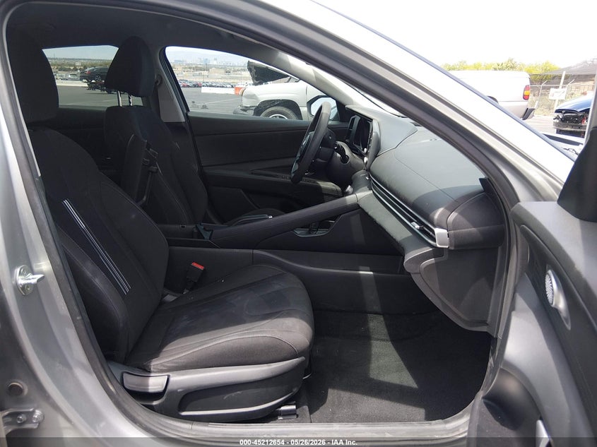 2023 Hyundai Elantra VIN 5NPLM4AGXPH089061 IAAI salvage auction — FRONT END, Salvage Title, sold $3,050 on 2026-07-15 (photo 5)