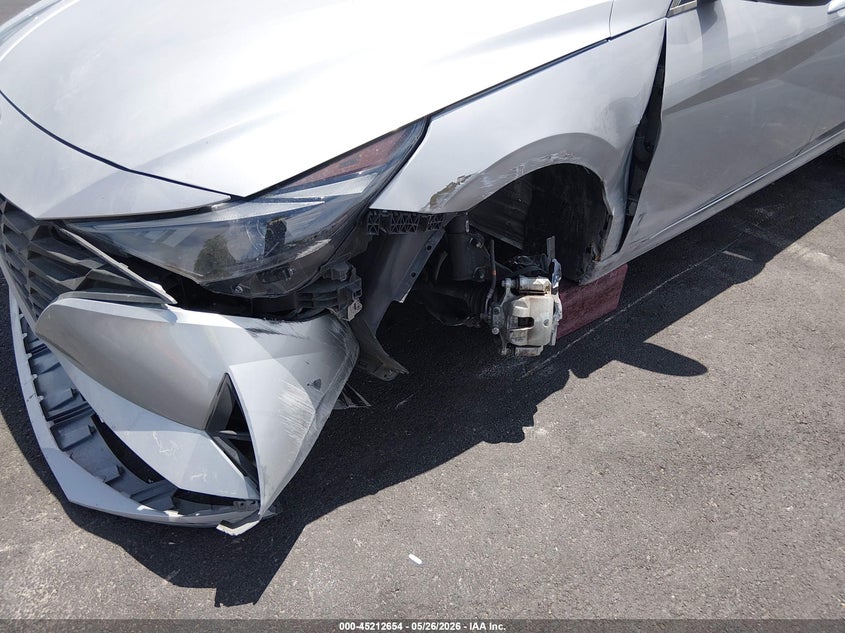 2023 Hyundai Elantra VIN 5NPLM4AGXPH089061 IAAI salvage auction — FRONT END, Salvage Title, sold $3,050 on 2026-07-15 (photo 6)