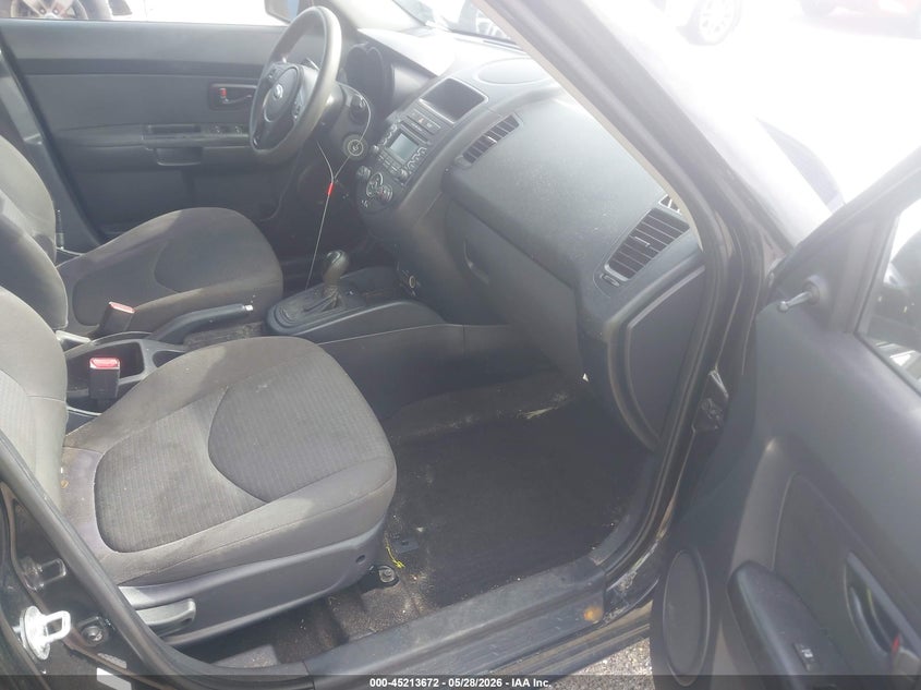 2013 Kia Soul VIN KNDJT2A50D7628722 IAAI salvage auction — NORMAL WEAR, Salvage Title, sold $375 on 2026-07-28 (photo 5)