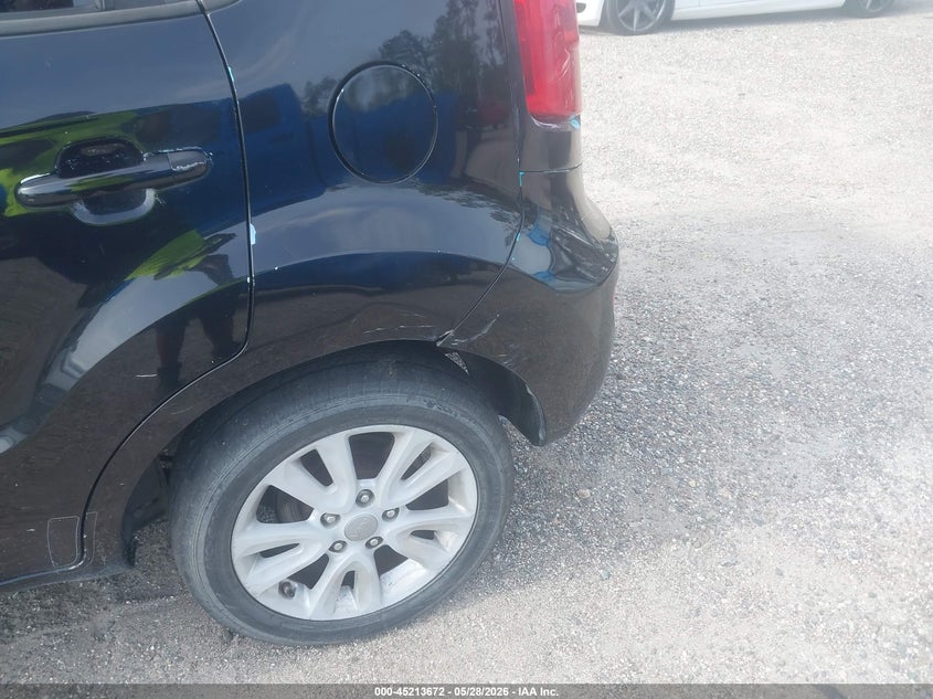 2013 Kia Soul VIN KNDJT2A50D7628722 IAAI salvage auction — NORMAL WEAR, Salvage Title, sold $375 on 2026-07-28 (photo 6)