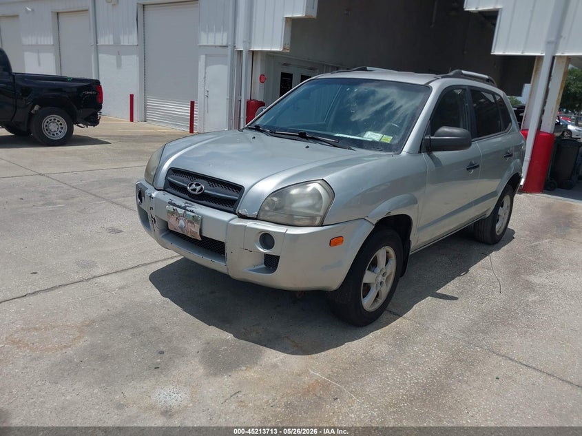 2008 Hyundai Tucson VIN KM8JM12B58U707785 IAAI salvage auction — NORMAL WEAR, Clear (Florida), sold $575 on 2026-07-15 (photo 2)