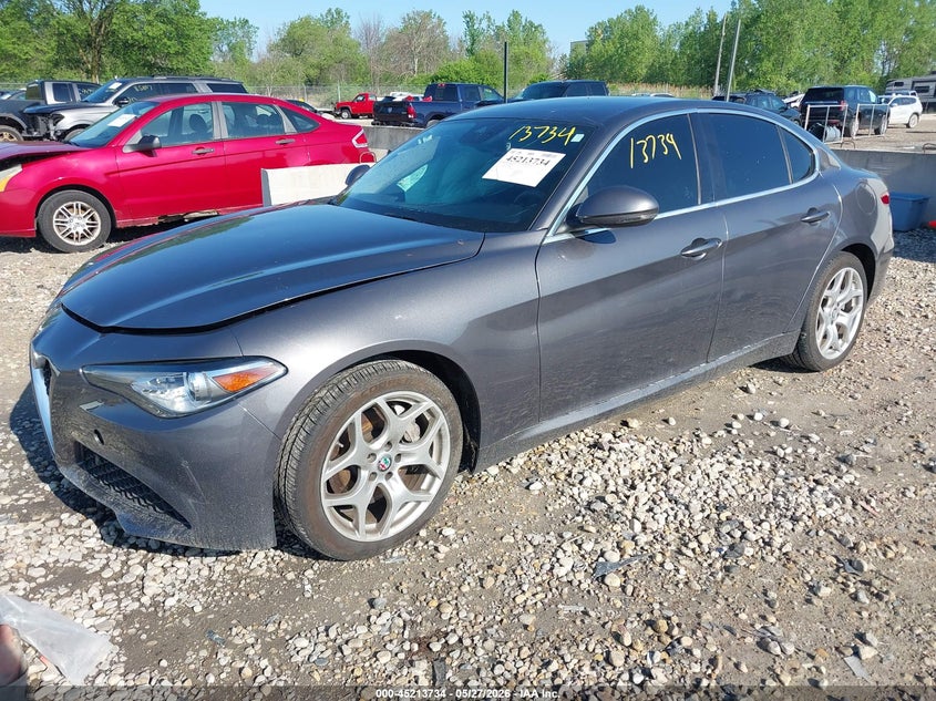 2020 Alfa romeo Giulia VIN ZARFANBN1L7636800 IAAI salvage auction — RIGHT SIDE, Salvage Title, sold $1,900 on 2026-07-09 (photo 2)