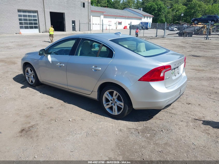 2015 Volvo S60 VIN YV1612TKXF2356897 IAAI salvage auction — NORMAL WEAR, Clear (Massachusetts), sold $500 on 2026-07-24 (photo 3)