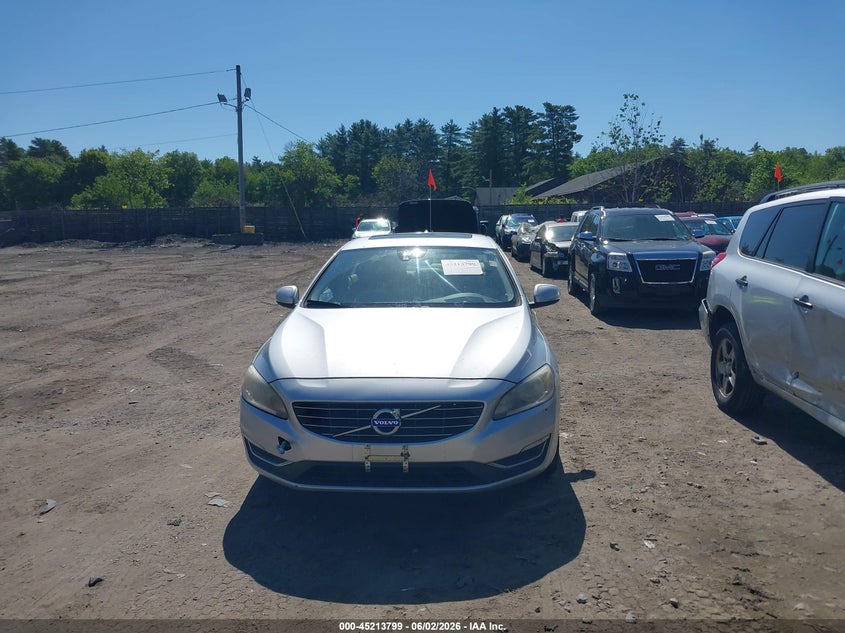 2015 Volvo S60 VIN YV1612TKXF2356897 IAAI salvage auction — NORMAL WEAR, Clear (Massachusetts), sold $500 on 2026-07-24 (photo 6)