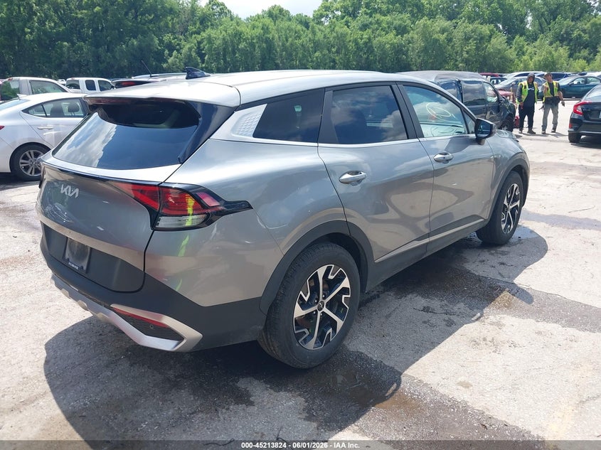2024 Kia Sportage VIN KNDPV3DF1R7272352 IAAI salvage auction — HAIL, Salvage (Kansas), sold $600 on 2026-07-29 (photo 4)