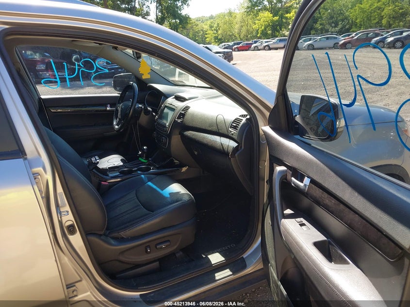 2014 Kia Sorento VIN 5XYKUDA79EG477124 IAAI salvage auction — NORMAL WEAR, Clear (Pennsylvania), sold $1,050 on 2026-07-07 (photo 5)