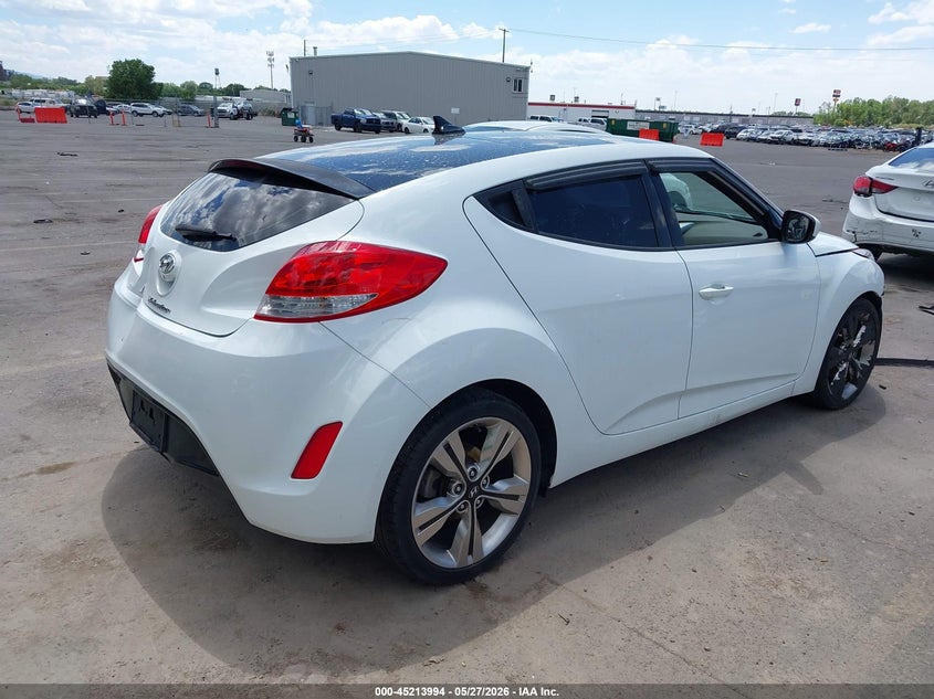 2016 Hyundai Veloster VIN KMHTC6AD8GU289362 IAAI salvage auction — FRONT & REAR, Salvage Title, sold $1,000 on 2026-07-16 (photo 4)