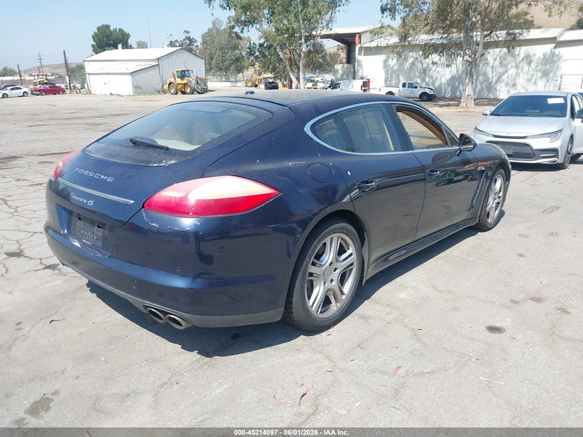 2010 Porsche Panamera VIN WP0AB2A79AL062793 IAAI salvage auction — NORMAL WEAR, Salvage (Texas), sold $1,100 on 2026-08-18 (photo 4)