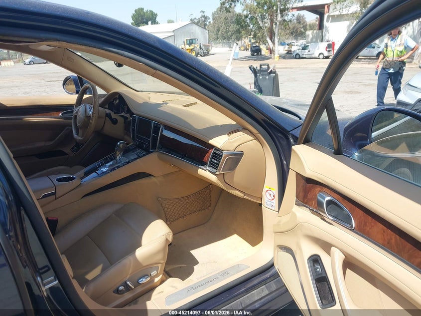 2010 Porsche Panamera VIN WP0AB2A79AL062793 IAAI salvage auction — NORMAL WEAR, Salvage (Texas), sold $1,100 on 2026-08-18 (photo 5)