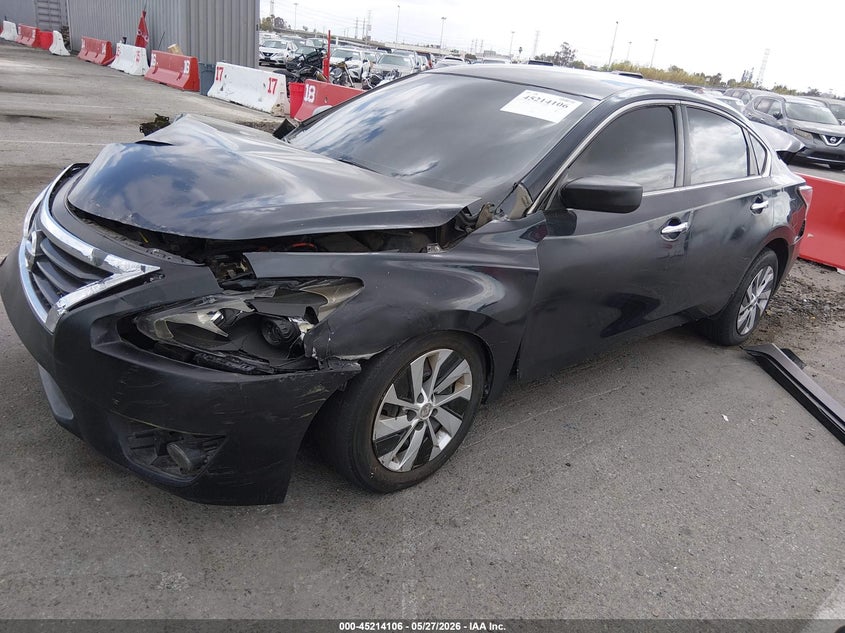 2014 Nissan Altima VIN 1N4AL3AP4EN230486 IAAI salvage auction — NORMAL WEAR, Salvage (California), sold $500 on 2026-07-09 (photo 2)