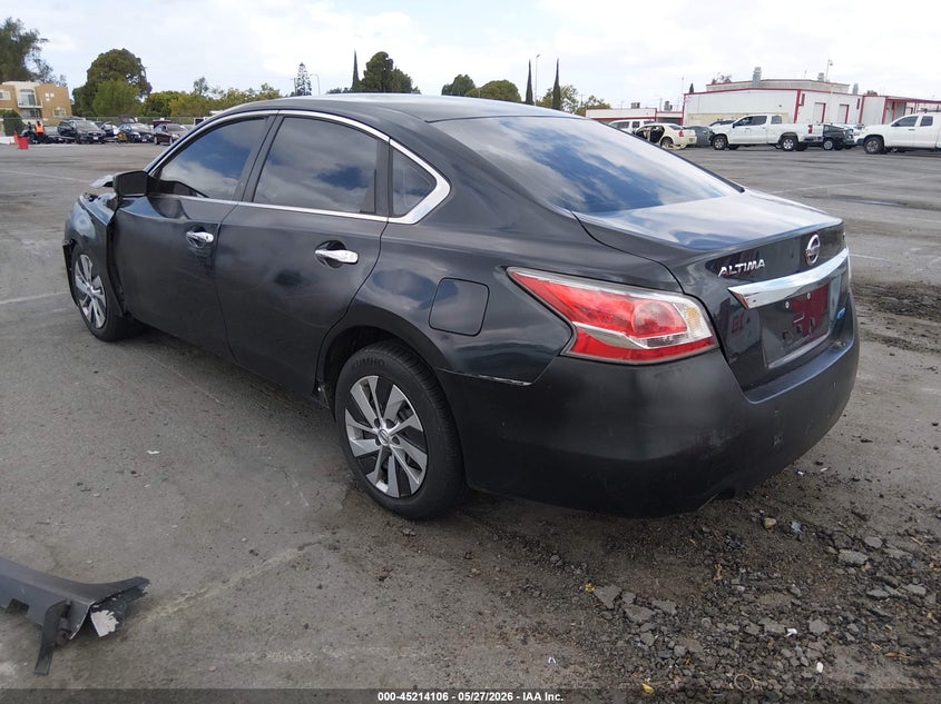 2014 Nissan Altima VIN 1N4AL3AP4EN230486 IAAI salvage auction — NORMAL WEAR, Salvage (California), sold $500 on 2026-07-09 (photo 3)