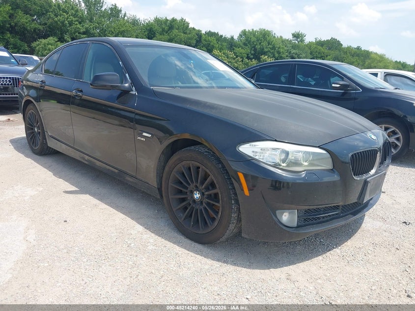2011 BMW 5 series VIN WBAFU7C57BDU54897 IAAI salvage auction — NORMAL WEAR, Clear (Texas), sold $900 on 2026-08-03 (photo 1)