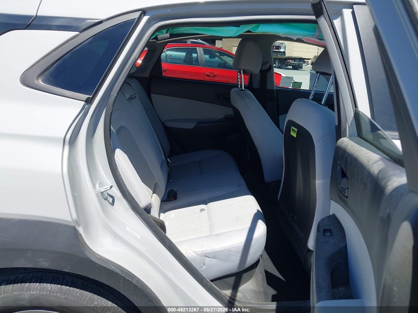 2023 Hyundai Kona VIN KM8K6CAB7PU054015 IAAI salvage auction — FRONT END, Salvage Title, sold $525 on 2026-07-29 (photo 8)