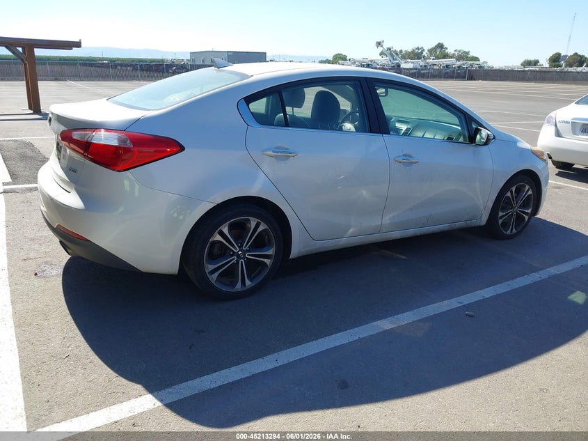 2016 Kia Forte VIN KNAFZ4A84G5492702 IAAI salvage auction — NORMAL WEAR, Clear - Dealer Only (California), sold $450 on 2026-07-07 (photo 4)