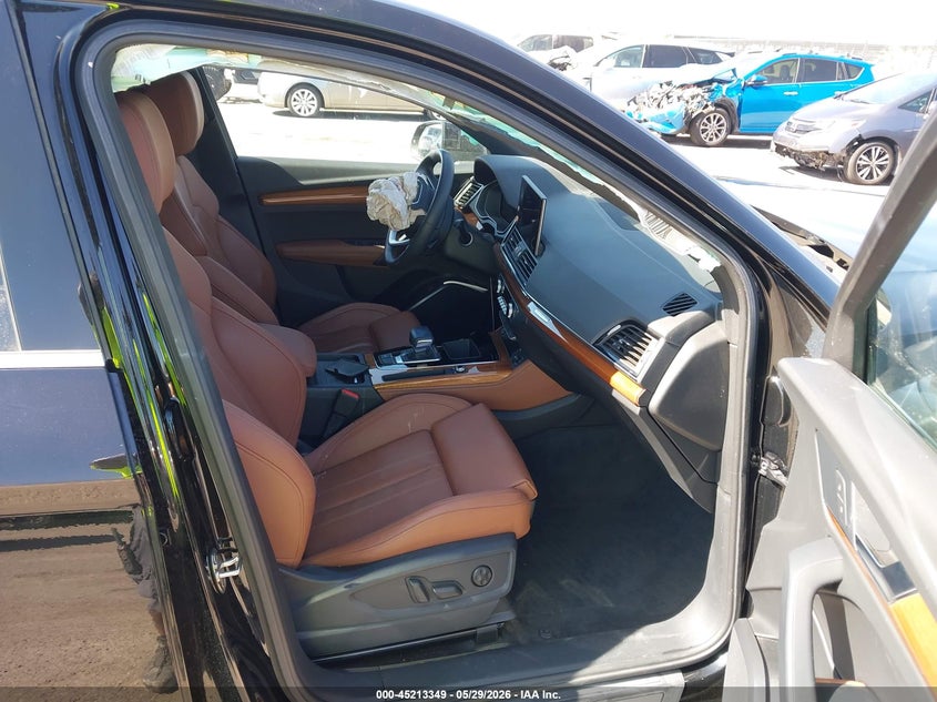 2021 Audi Q5 VIN WA1BAAFY1M2110763 IAAI salvage auction — FRONT END, Salvage Title, sold $7,600 on 2026-07-23 (photo 5)