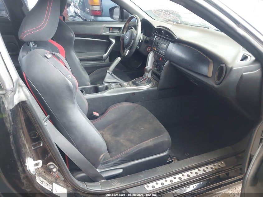 2013 Scion Fr-s VIN JF1ZNAA14D2722075 IAAI salvage auction — NORMAL WEAR, Clear (Arizona), sold $4,825 on 2026-07-14 (photo 5)
