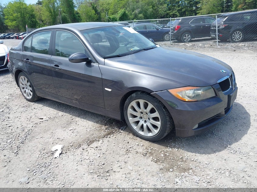 2006 BMW 3er VIN WBAVD13516KV05918 IAAI salvage auction — NORMAL WEAR, Clear (New York), sold $600 on 2026-07-07 (photo 1)