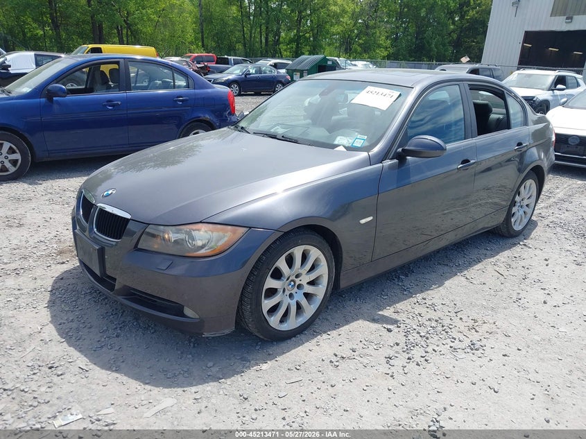 2006 BMW 3er VIN WBAVD13516KV05918 IAAI salvage auction — NORMAL WEAR, Clear (New York), sold $600 on 2026-07-07 (photo 2)