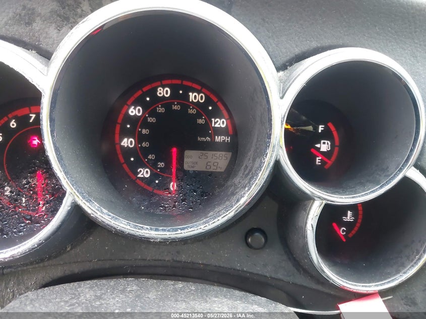 2007 Pontiac Vibe VIN 5Y2SL658X7Z412465 IAAI salvage auction — NORMAL WEAR, Original (Ohio), sold $750 on 2026-07-08 (photo 7)
