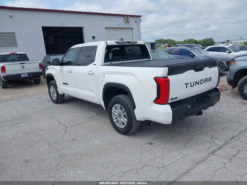 2025 Toyota Tundra VIN 5TFLA5DB6SX305239 IAAI salvage auction — HAIL, Salvage Title, sold $28,000 on 2026-07-13 (photo 3)