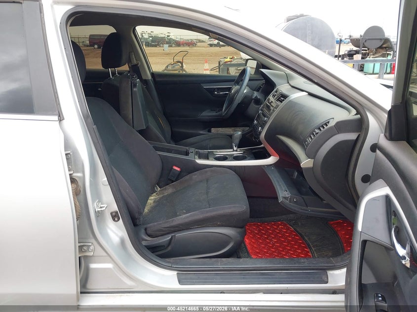 2014 Nissan Altima VIN 1N4AL3APXEN333105 IAAI salvage auction — LEFT FRONT, Salvage Title, sold $25 on 2026-07-27 (photo 5)
