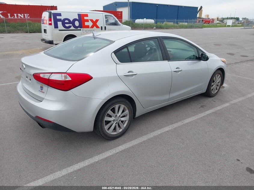 2014 Kia Forte VIN KNAFX4A80E5124794 IAAI salvage auction — NORMAL WEAR, Certificate Of Title (Nebraska), sold $600 on 2026-07-20 (photo 4)
