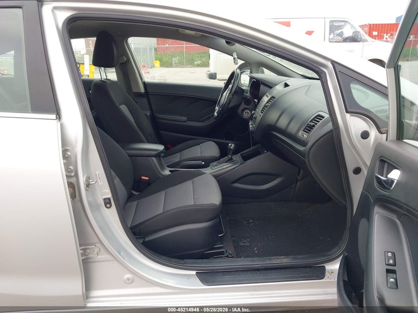 2014 Kia Forte VIN KNAFX4A80E5124794 IAAI salvage auction — NORMAL WEAR, Certificate Of Title (Nebraska), sold $600 on 2026-07-20 (photo 5)