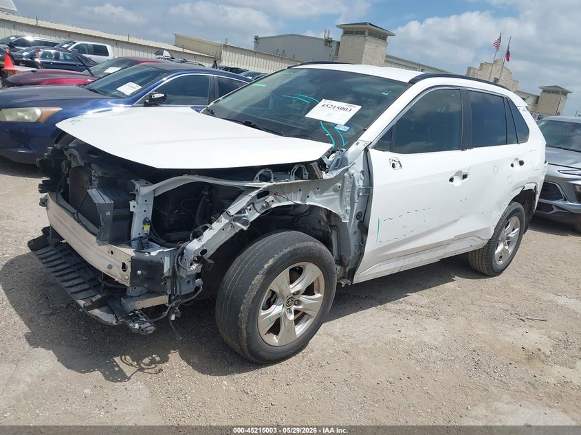 2021 Toyota Rav 4 VIN 2T3W1RFV4MW184262 IAAI salvage auction — FRONT & REAR, Salvage Title, sold $7,200 on 2026-07-29 (photo 2)