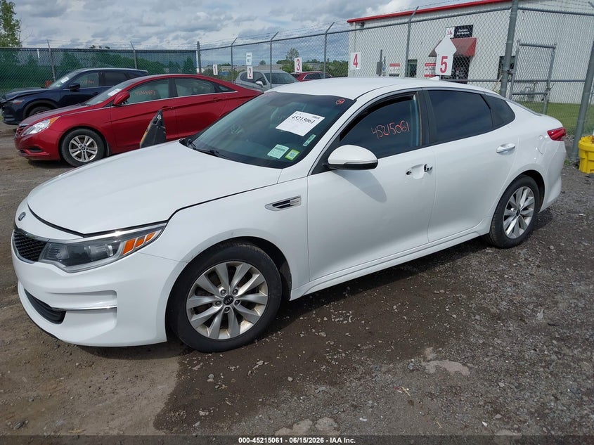2018 Kia Optima VIN 5XXGT4L32JG261696 IAAI salvage auction — THEFT, Mv-907A (New York), sold $1,300 on 2026-07-14 (photo 2)
