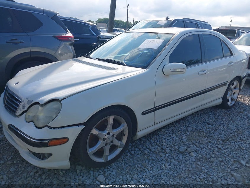 2007 Mercedes-benz C class VIN WDBRF52H57F935882 IAAI salvage auction — FRONT END, Clear (Arizona), sold $25 on 2026-07-29 (photo 2)