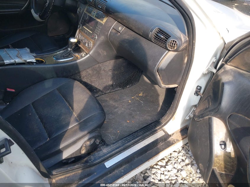 2007 Mercedes-benz C class VIN WDBRF52H57F935882 IAAI salvage auction — FRONT END, Clear (Arizona), sold $25 on 2026-07-29 (photo 5)