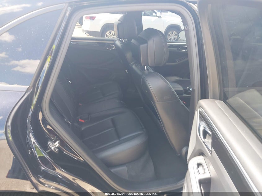 2018 Porsche Macan VIN WP1AB2A5XJLB36414 IAAI salvage auction — RIGHT FRONT, Salvage (Texas), sold $9,100 on 2026-07-31 (photo 8)