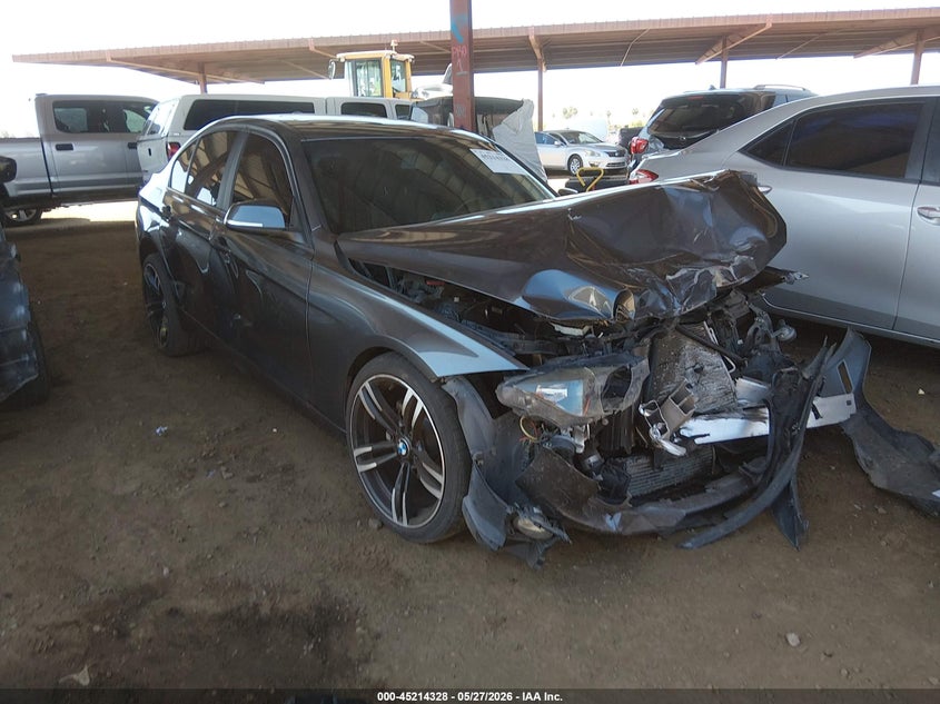 2013 BMW 3er VIN WBA3B1C53DK130480 IAAI salvage auction — FRONT END, Salvage Title, sold $300 on 2026-07-09 (photo 1)