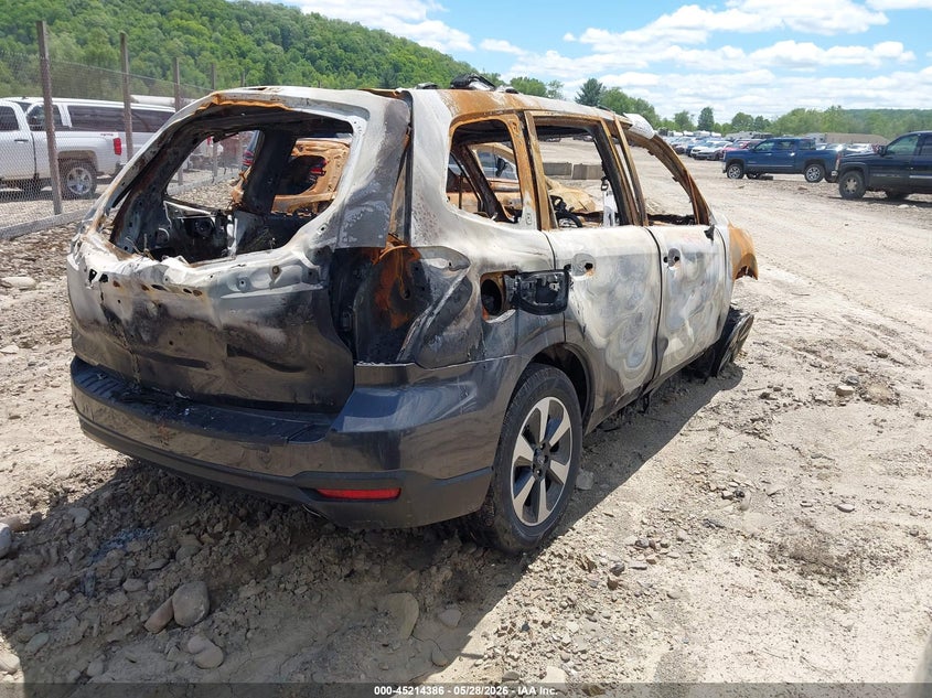 2017 Subaru Forester VIN JF2SJABC1HH563124 IAAI salvage auction — BURN, Salvage Title, sold $75 on 2026-07-16 (photo 4)