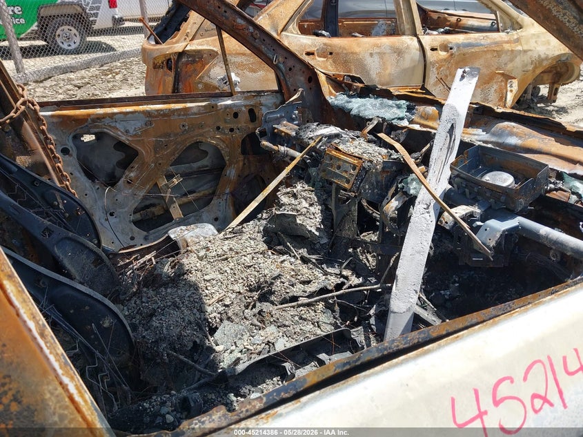 2017 Subaru Forester VIN JF2SJABC1HH563124 IAAI salvage auction — BURN, Salvage Title, sold $75 on 2026-07-16 (photo 5)