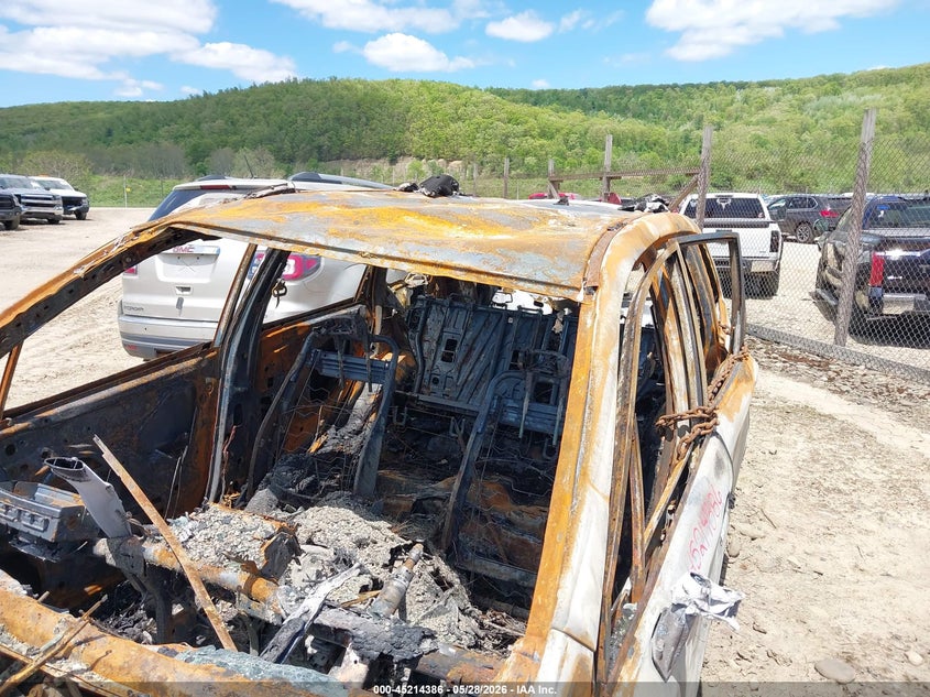 2017 Subaru Forester VIN JF2SJABC1HH563124 IAAI salvage auction — BURN, Salvage Title, sold $75 on 2026-07-16 (photo 6)