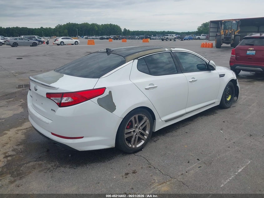 2013 Kia Optima VIN 5XXGR4A62DG233865 IAAI salvage auction — NORMAL WEAR, Clear (Indiana), sold $450 on 2026-07-09 (photo 4)